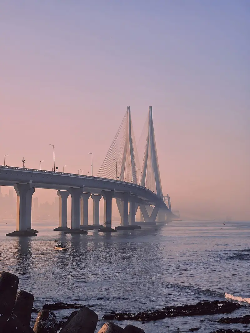 The cable-stayed Bandra–Worli Sea Link spanning Mahim Bay, Mumbai