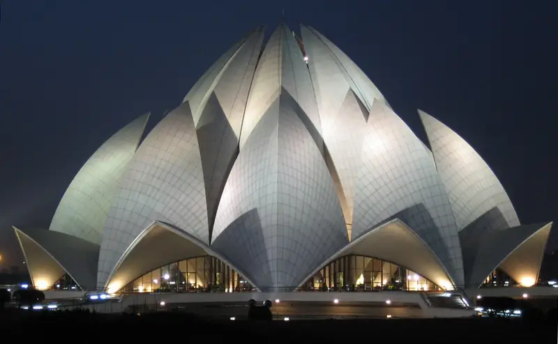 The white petal-shaped Lotus Temple, Delhi